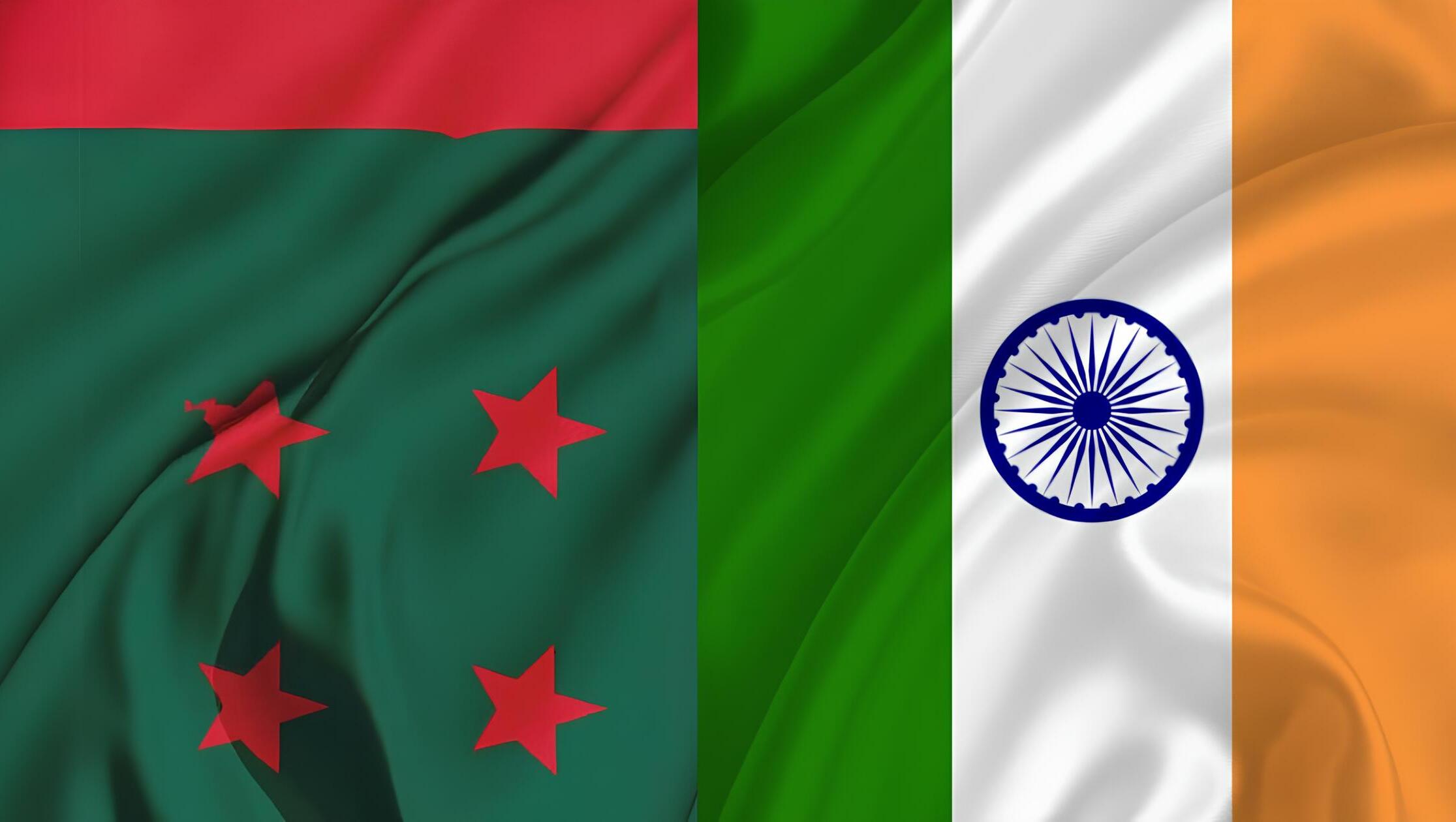 আওয়ামী লীগ ও ভারতের পতাকা পাশাপাশি, ভারতের উদ্বেগ প্রকাশ সংক্রান্ত একটি রাজনৈতিক প্রতিবেদন চিত্রায়িত
